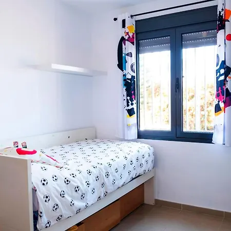 Apartamento Con Garaje Gratis En *