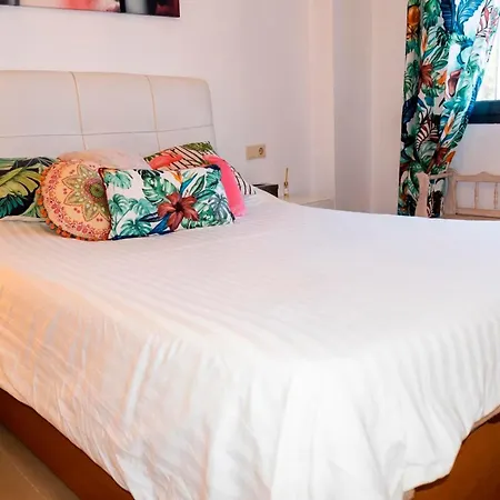 Con Garaje Gratis En Apartamento *