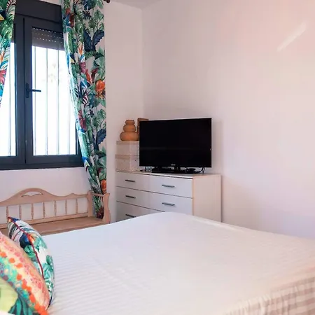 Apartamento Con Garaje Gratis En